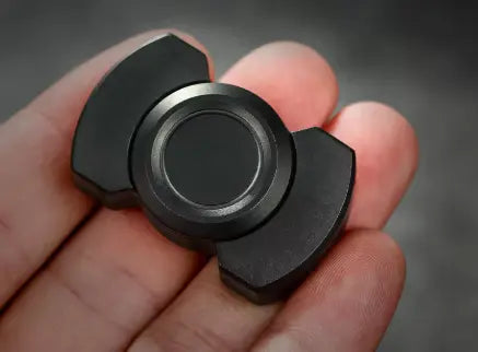 Fidget spinner acier avec aimant La bulle atypique